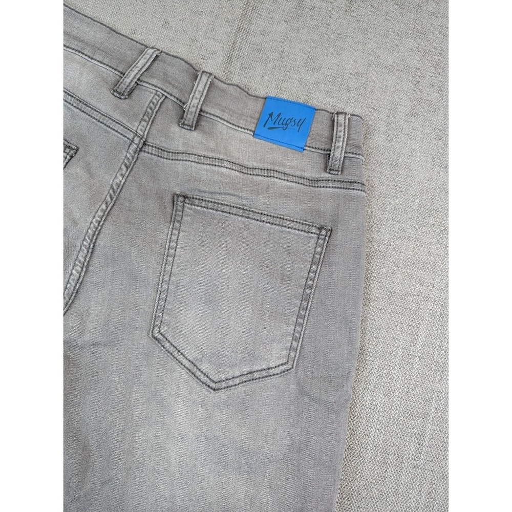 Mugsy Jeans Mens 31x30 Gray Beans Tapered Faded Stretch Flex Zip Fly Denim Pants